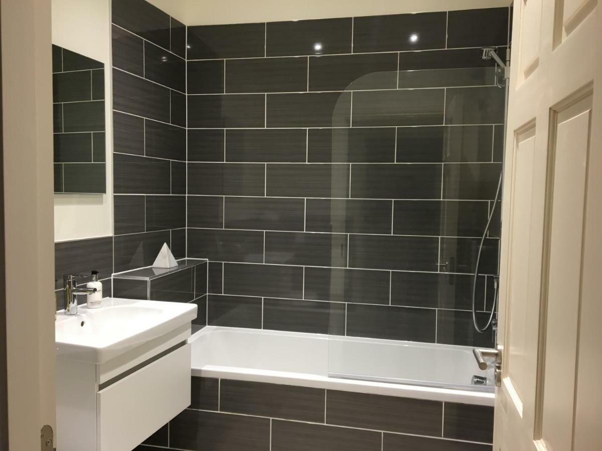 Star Tree Apartment Йорк Екстер'єр фото